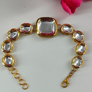 Kundan Studded Bracelet