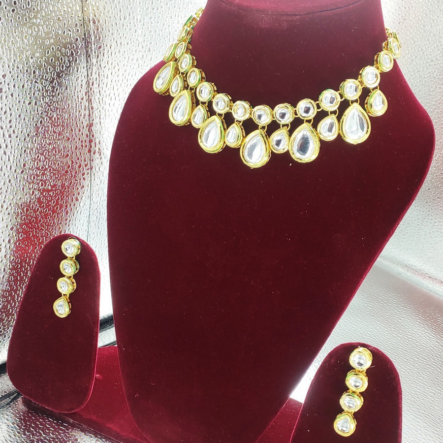 Gold plated Kundan Studded Necklace set