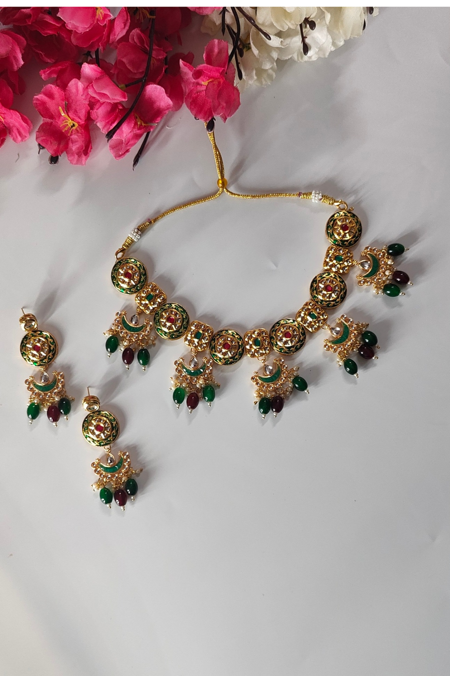 Green Kundan Studded Necklace Set