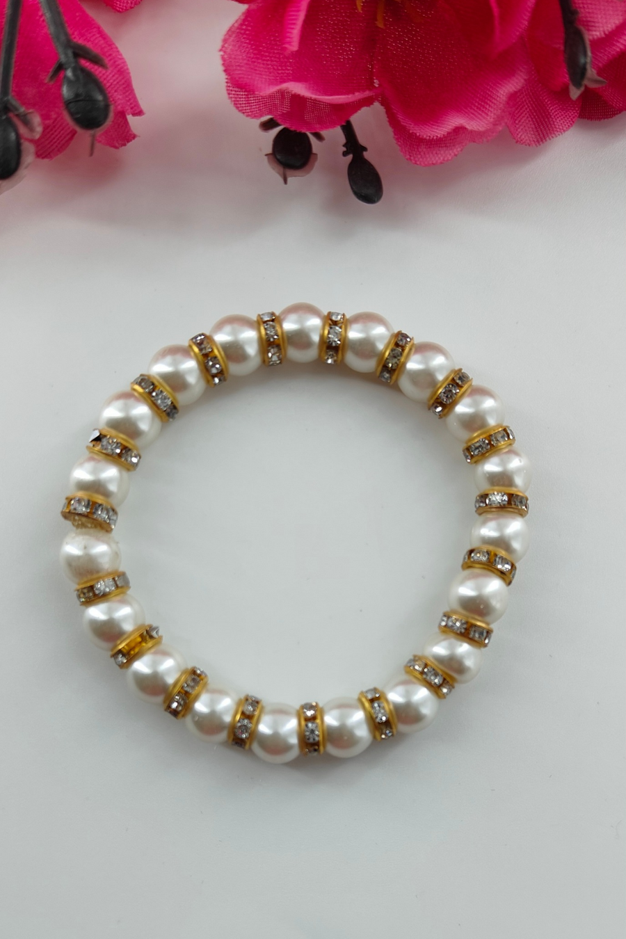 White Beads & Stone Bracelet