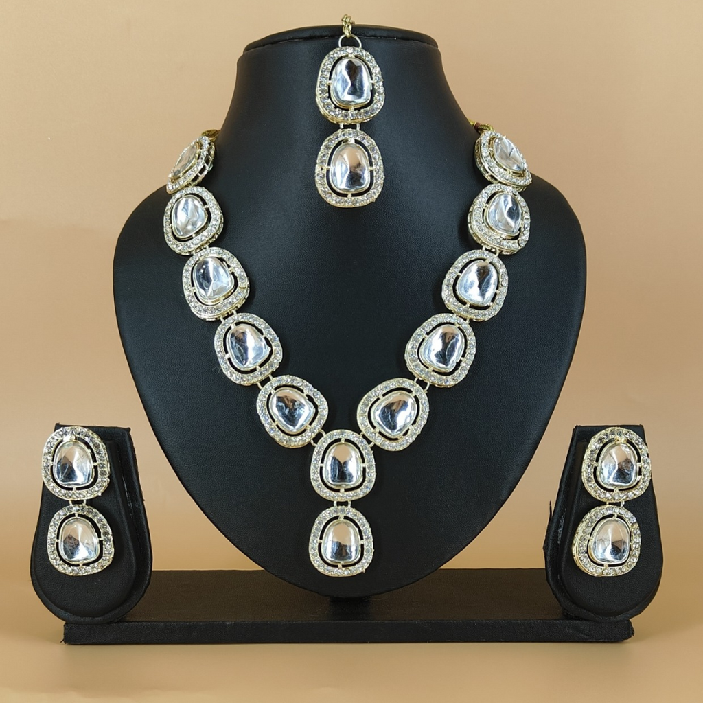 Silver Polki Uncut Necklace set with Earrings & Mangtika